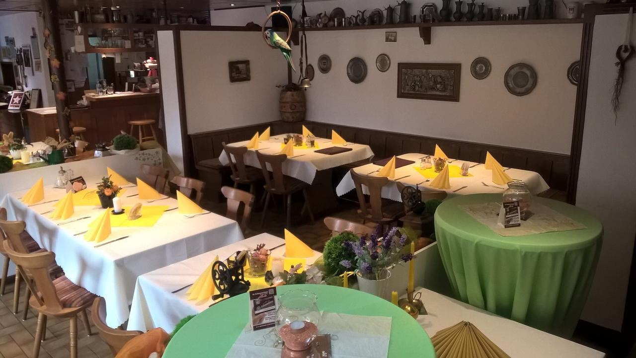 Gasthof Goldener Stern Aalen Ngoại thất bức ảnh